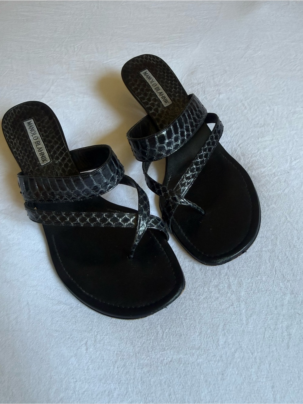 Vintage Manolo Blahnik Black Snakeskin Susa Mules/Sandals on kitten heels - Picture 2 of 13
